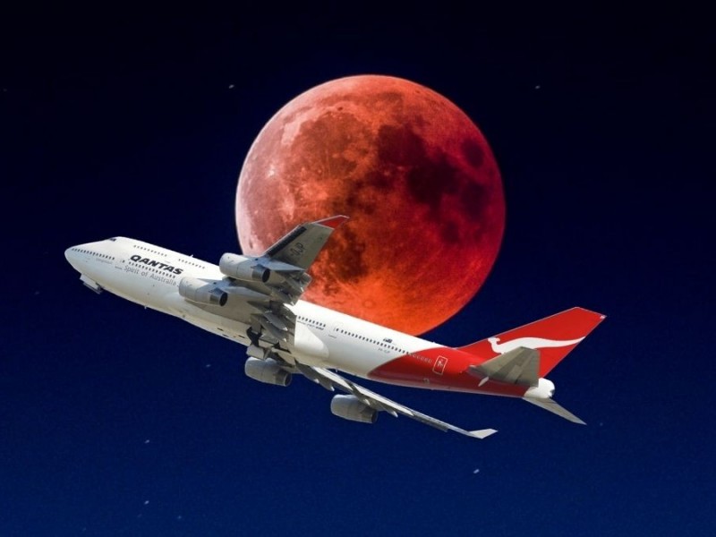 Holdnéző repülést indít a Qantas