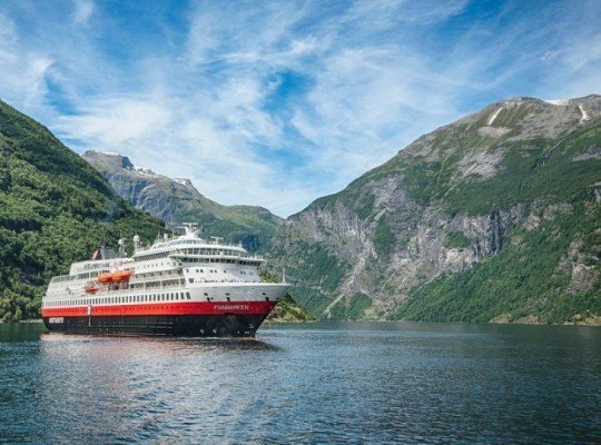 Hurtigruten: a norvég fjordvidék legjava partmenti hajóval (délről északra utazás) Egyéni utazások, Hajóutak, Különleges ajánlatok, Hajóutak, Észak-Európa, Norvégia, , , 