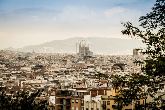 Barcelonai egyéni városlátogatás és nyaralás a Costa Braván