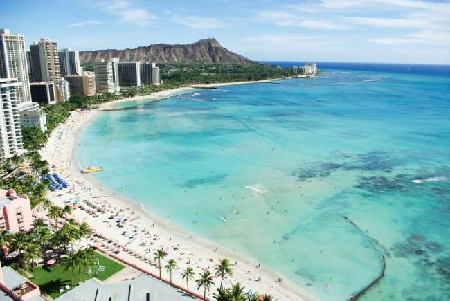 Nyaralás Hawaiion — Oahu-sziget, tengerparti luxusszálloda Waikiki Beach