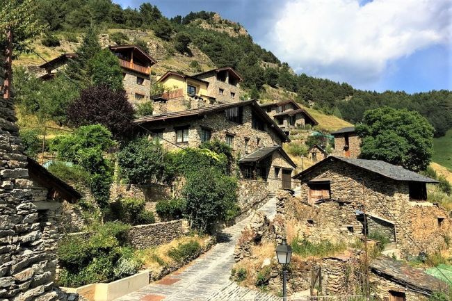 Repülj és vezess! — Barcelona, Katalónia és Andorra tájai