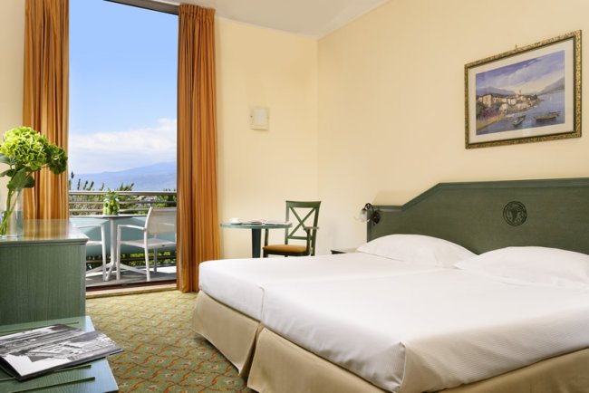 Szicíliai üdülés: Unahotel Naxos Beach**** - Giardini Naxos