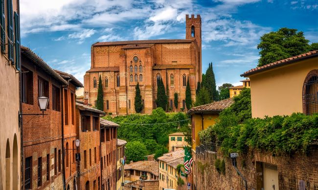 Napsütötte Toszkána és Cinque Terre - csoportos utazás a tavaszi szünetben 2020.04.06-10.