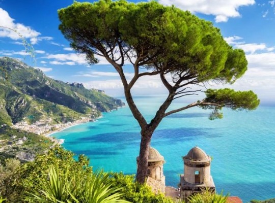 Nápoly, Capri, Pompeji és az Amalfi-part – csoportos utazás a pünkösdi hosszú hétvégén 2023.05.27-30. Csoportos utazások, Tavaszi csoportos utak, Csoportos hosszú hétvégék, Dél-Európa, Olaszország