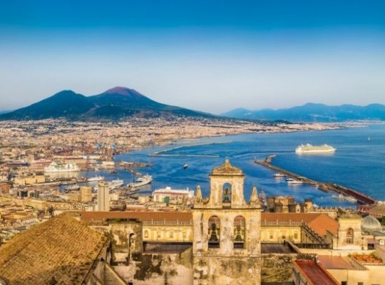 Nápoly, Capri, Pompeji és az Amalfi-part – csoportos utazás a pünkösdi hosszú hétvégén 2026.05.22-27. Csoportos utazások, Tavaszi csoportos utak, Csoportos hosszú hétvégék, Dél-Európa, Olaszország