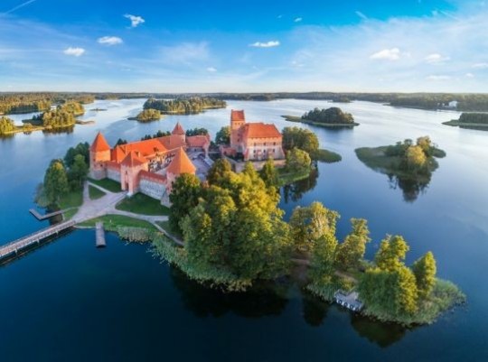 Nagy balti körutazás és a finn tóvidék - csoportos körutazás magyar idegenvezetéssel 2026.07.19-28. Csoportos utazások, Nyári csoportos utak, Csoportos felfedezőutak, Skandináv utak, Különleges ajánlatok, Felfedezőutak, Észak-Európa, Észtország, Finnország, Lettország, Litvánia, , , , , , , , 