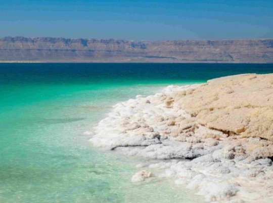 Jordánia: Petra és az ezerszínű sivatag - körutazás magyar idegenvezetővel 2026.10.20-24. Csoportos utazások, Őszi csoportos utak, Csoportos felfedezőutak, Csoportos egzotikus utak, Különleges ajánlatok, Gasztrotúrák, Felfedezőutak, Ázsia, Jordánia