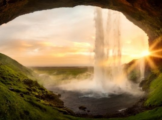 Szilveszter Izlandon - kiscsoportos csillagtúra magyar idegenvezetéssel 2026.12.29.–2027.01.02. Csoportos utazások, Őszi csoportos utak, Téli csoportos utak, Csoportos felfedezőutak, Csoportos hosszú hétvégék, Skandináv utak, Észak-Európa, Izland, , , , , , , 