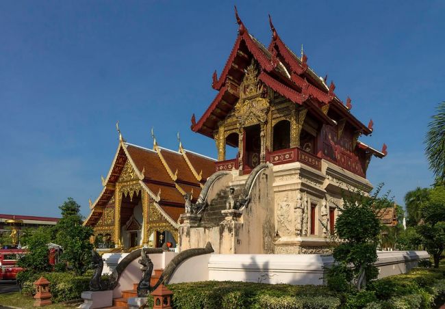A mosoly országa – körutazás Thaiföldön, pihenés Phuketen - csoportos utazás 2027.01.30.-02.10.