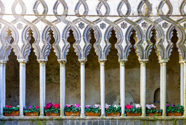 Nápoly, Capri, Pompeji és az Amalfi-part – csoportos utazás magyar idegenvezetéssel 2027.03.11-15.