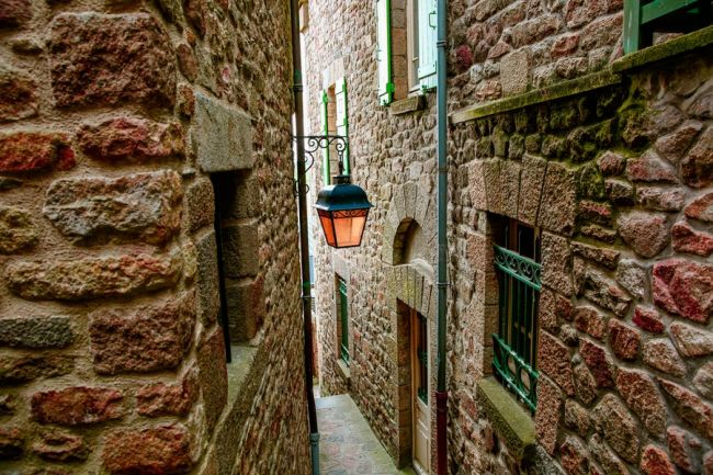 Mont Saint Michel középkori utcája