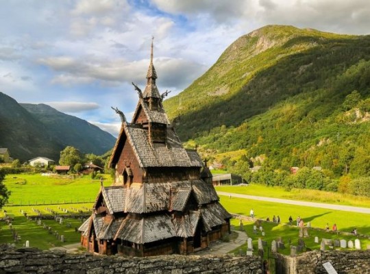 Oslo, Bergen és a norvég fjordok - csoportos körutazás magyar idegenvezetéssel 2027.05.19-23. Csoportos utazások, Tavaszi csoportos utak, Csoportos hosszú hétvégék, Észak-Európa, Norvégia, , , 